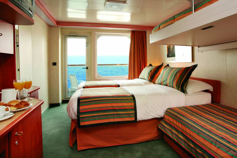 Détendez vous sur le COSTA PACIFICA en groupe avec l'agence SARLIN