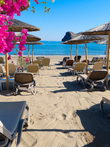 Plage de sable à Kato Gouves en Crète près de l’hôtel Astir Beach 4★ – séjour balnéaire All Inclusive