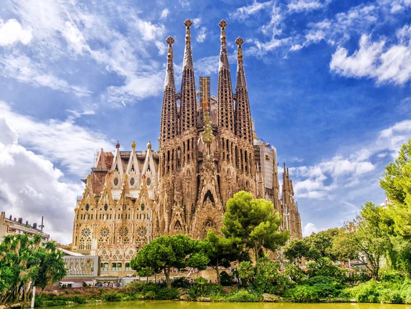 Visiter Barcelone lors d'une excursion