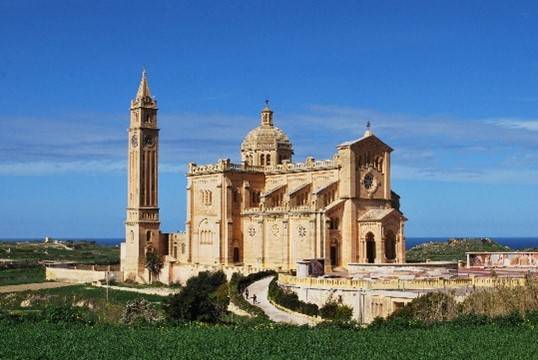 Rotonde de Mosta à Malte – monument emblématique lors d’un séjour culturel groupe