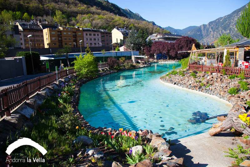 Andorre en espagne pour se détendre au départ de Salon de Provence