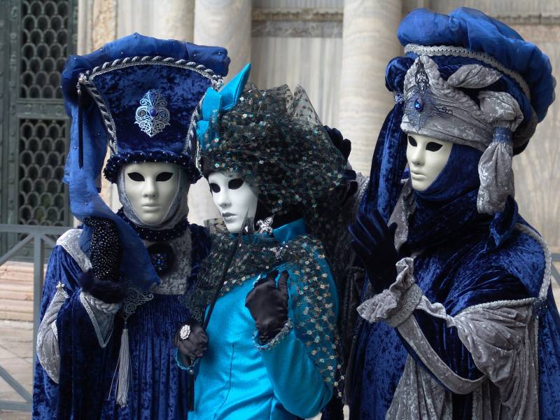 Visiter Venise lors de son Carnval avec SARLIN Groupes et voyages
